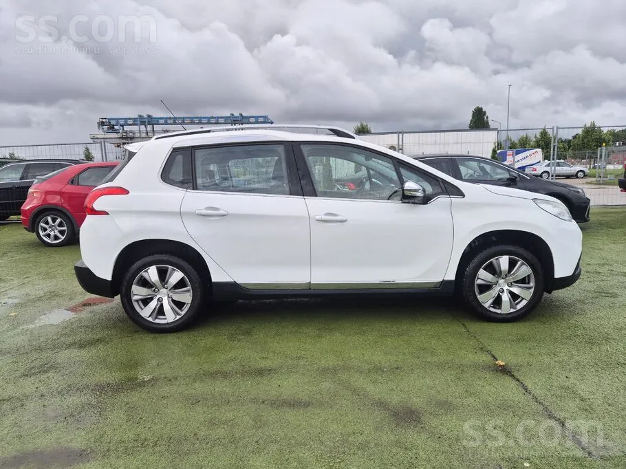 Peugeot 2008 2015 photo 4