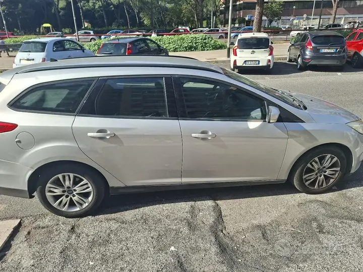 Ford Focus 2012 photo 3
