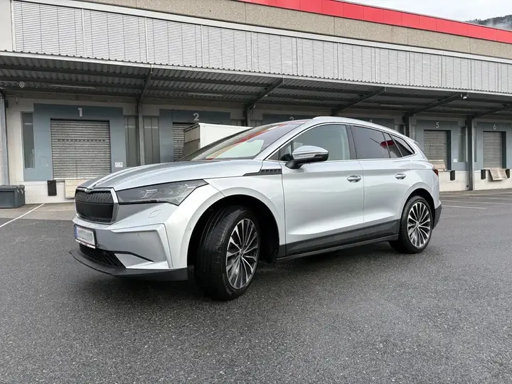Skoda Enyaq 2023 photo 3