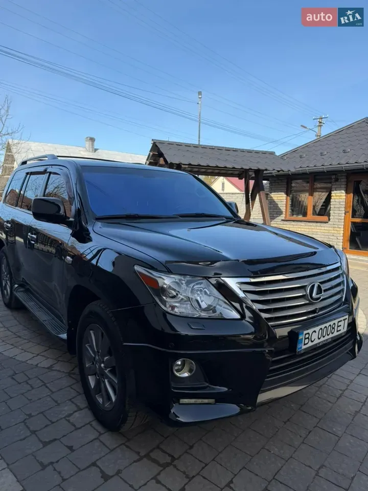 Lexus Lx 2011 photo 3