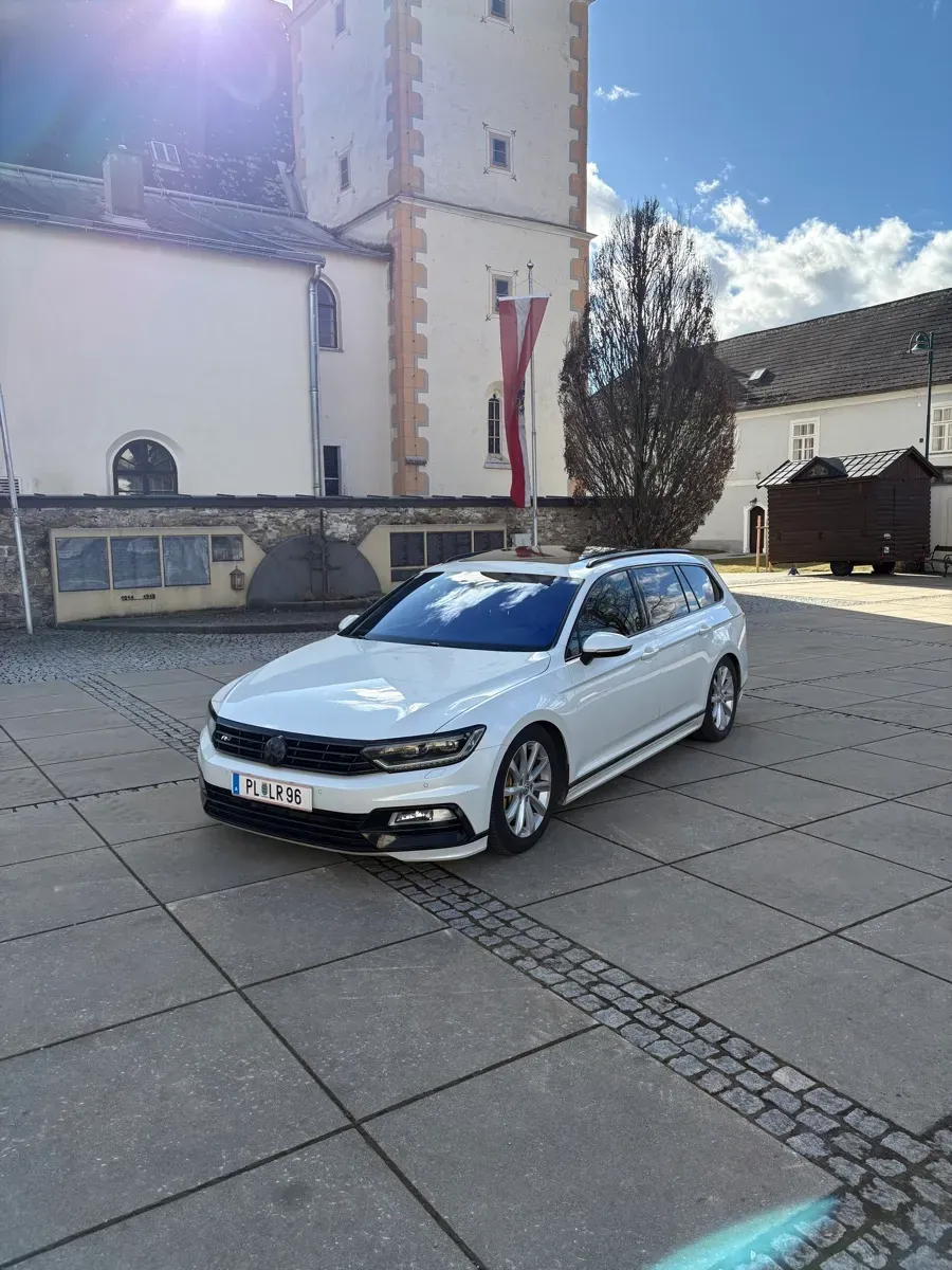 Volkswagen Passat 2017 photo 2