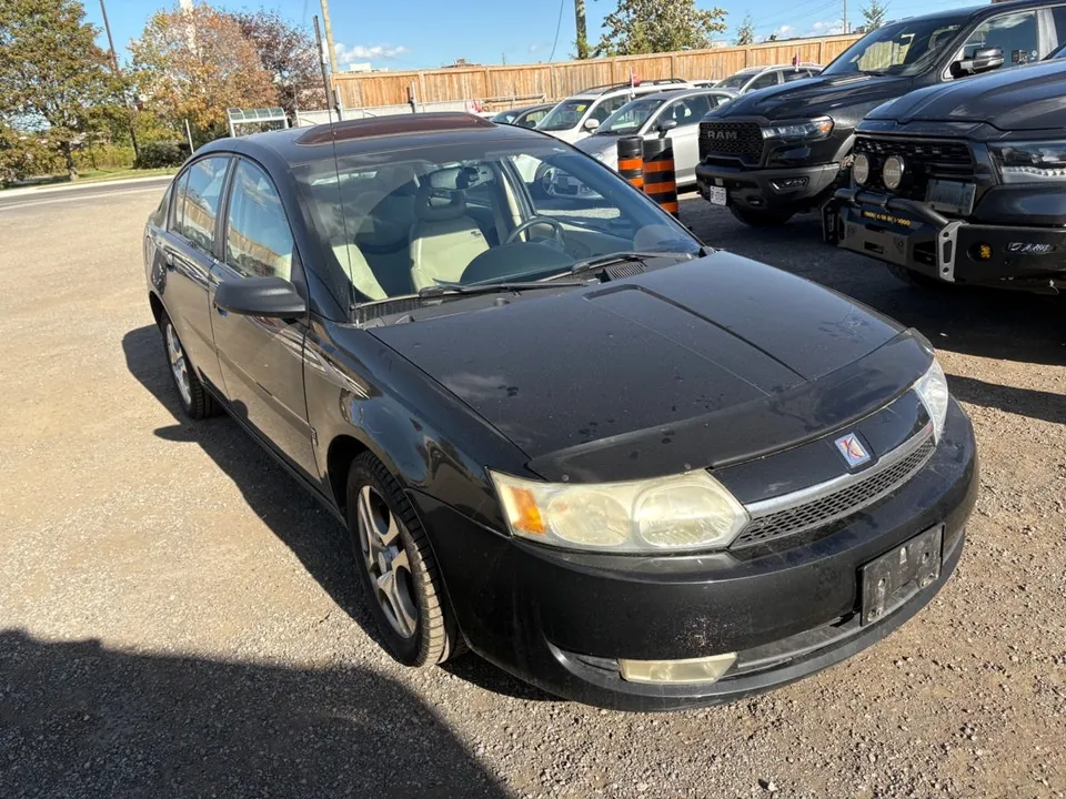 Saturn Ion 3 2004 photo 3