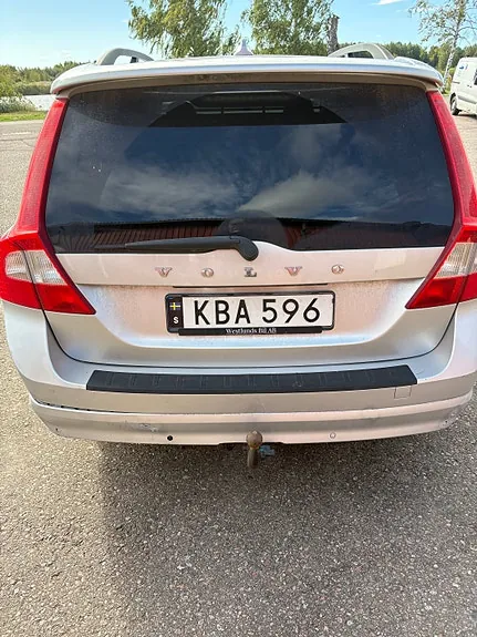 Volvo V70 2010 photo 4
