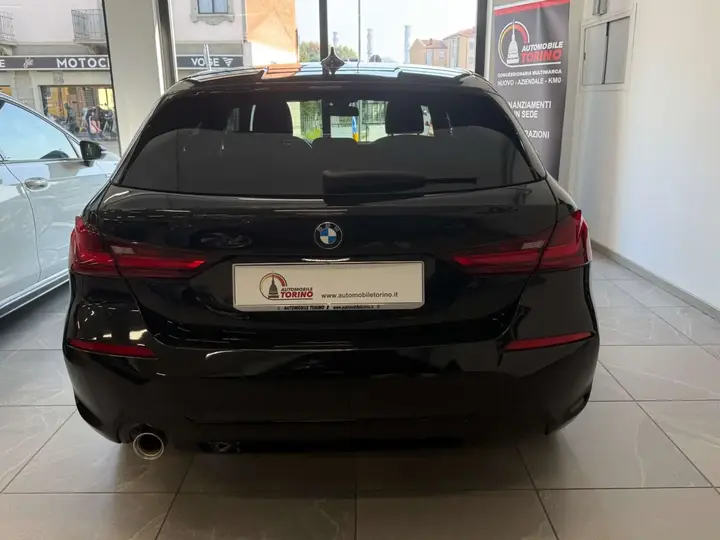 BMW 118I 2023 photo 5