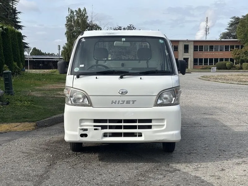 Daihatsu Hijet 2010 photo 3