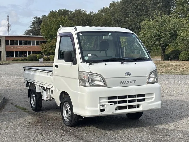 Daihatsu Hijet 2010 photo 2