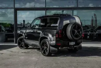 Land Rover Defender 2021 photo 4