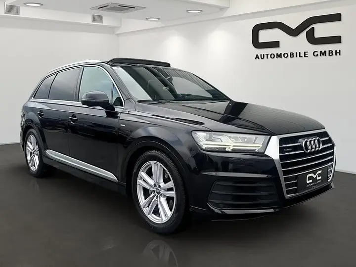 Audi Q7 2018 photo 2