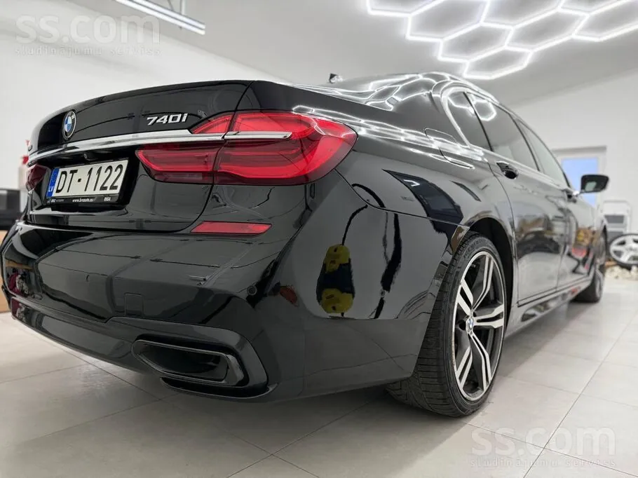 BMW 740Long 2017 photo 3