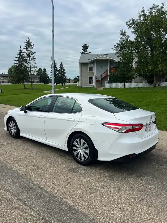 Toyota Camry 2019 photo 5
