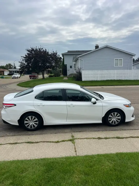 Toyota Camry 2019 photo 4