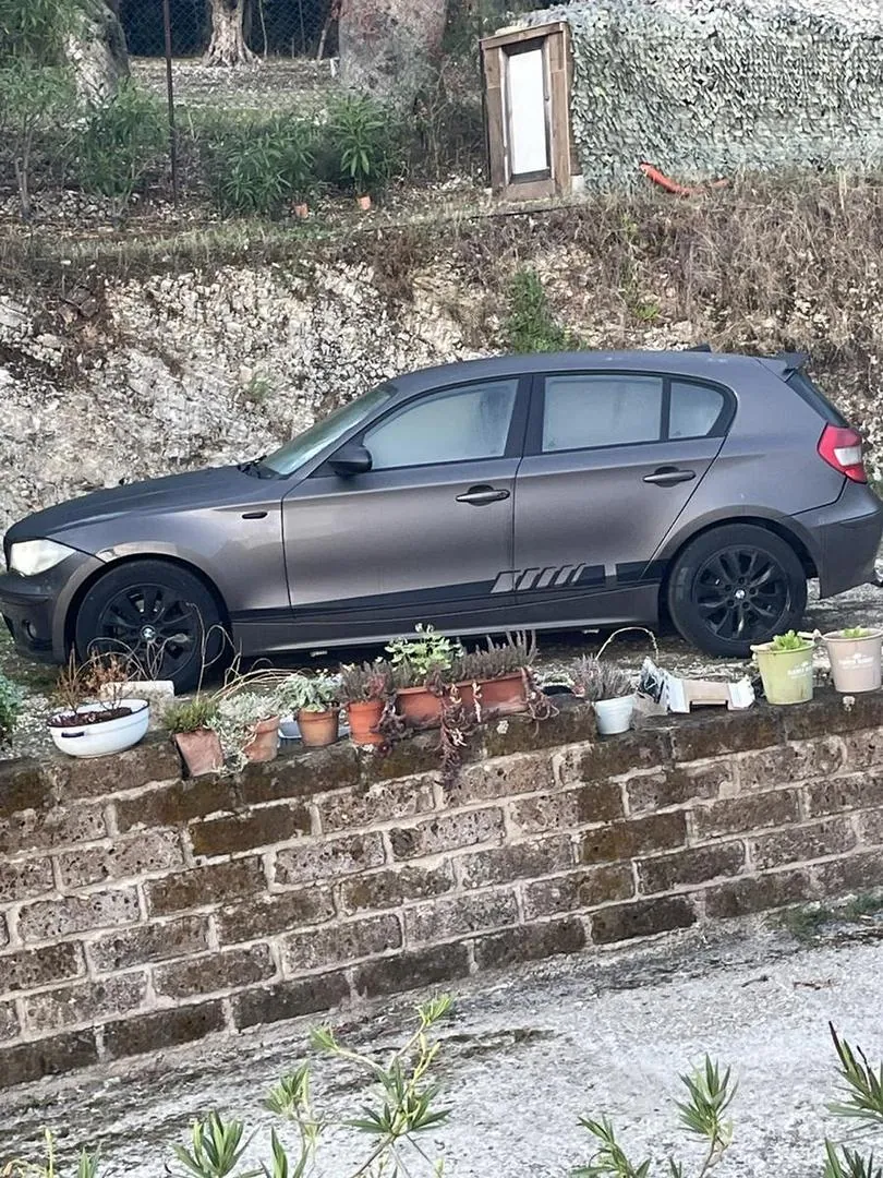 BMW 1 Series 2007 photo 2