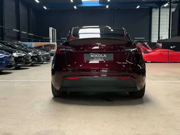 Tesla Model Y 2023 photo 3