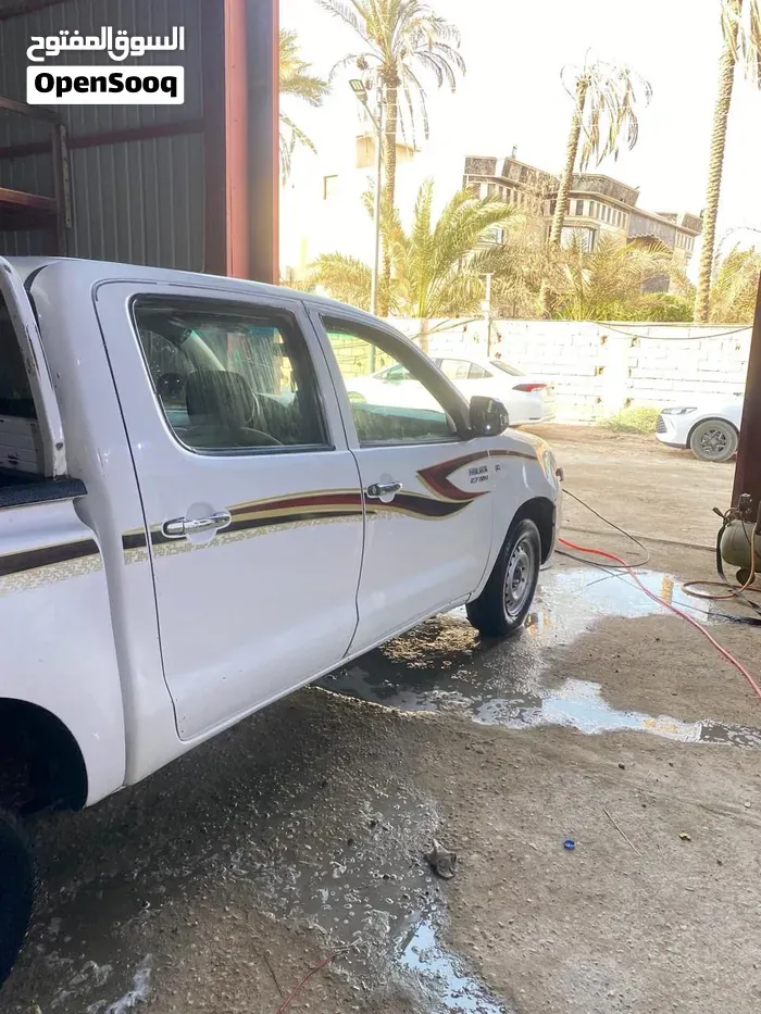 Toyota Hilux 2009 photo 4
