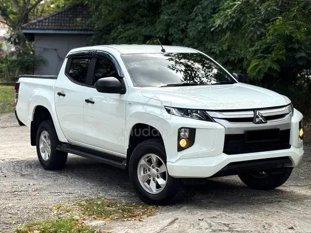 Mitsubishi Triton