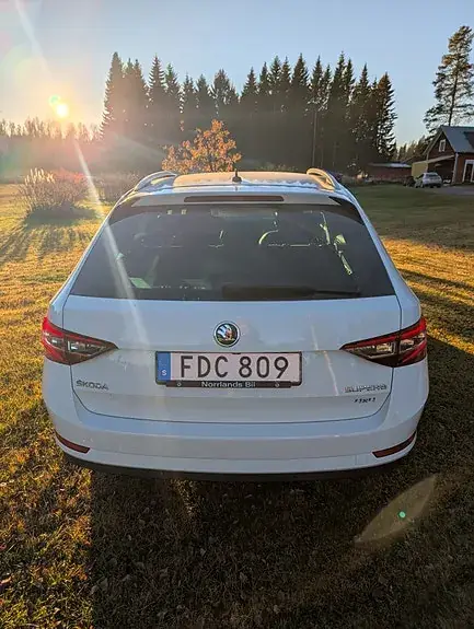 Skoda Superb 2018 photo 3