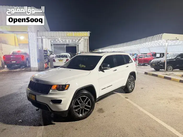Jeep Grand Cherokee 2019 photo 2