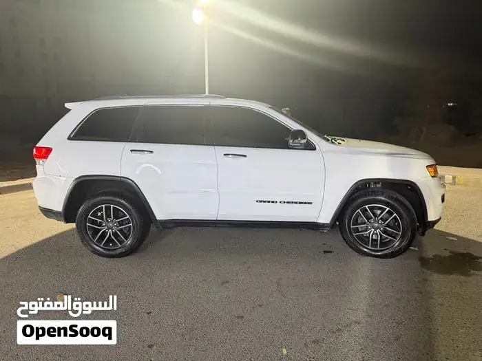 Jeep Grand Cherokee 2019 photo 4
