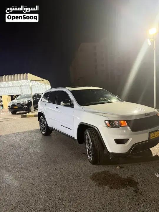 Jeep Grand Cherokee 2019 photo 3