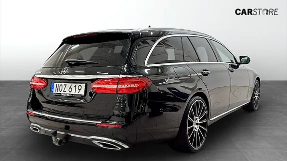 Mercedes-Benz E300 De 2017 photo 2