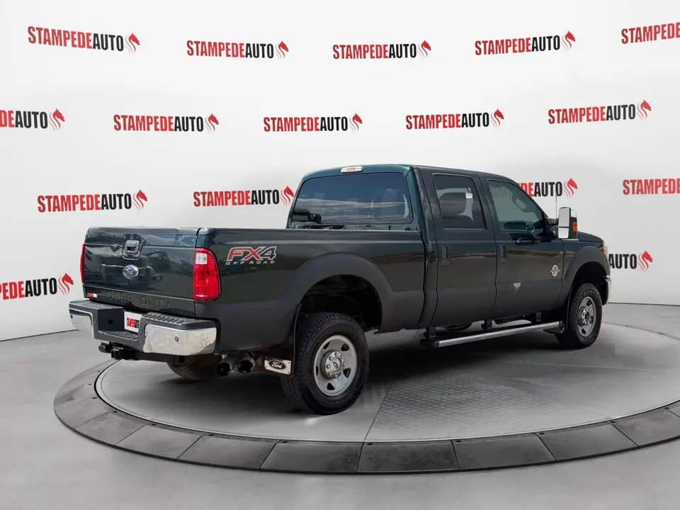 Ford Super Duty F-350 2016 photo 5