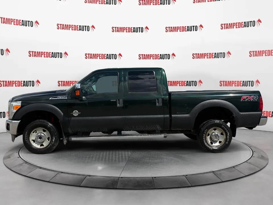 Ford Super Duty F-350 2016 photo 2