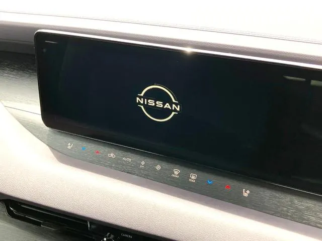 Nissan Elgrand 2026 photo 4