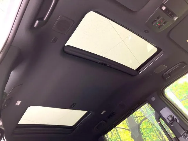 Nissan Elgrand 2026 photo 3