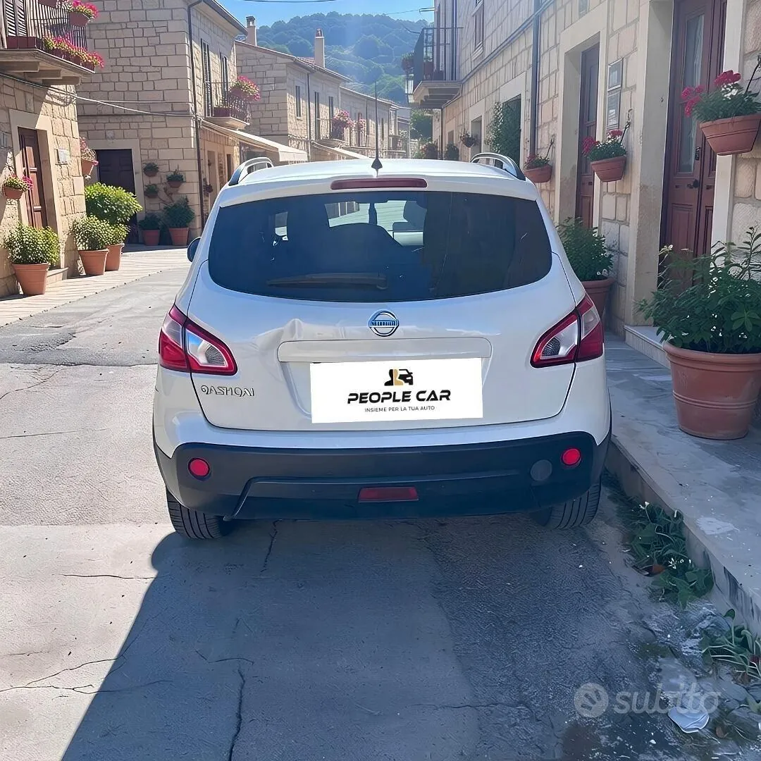 Nissan Qashqai 2013 photo 4