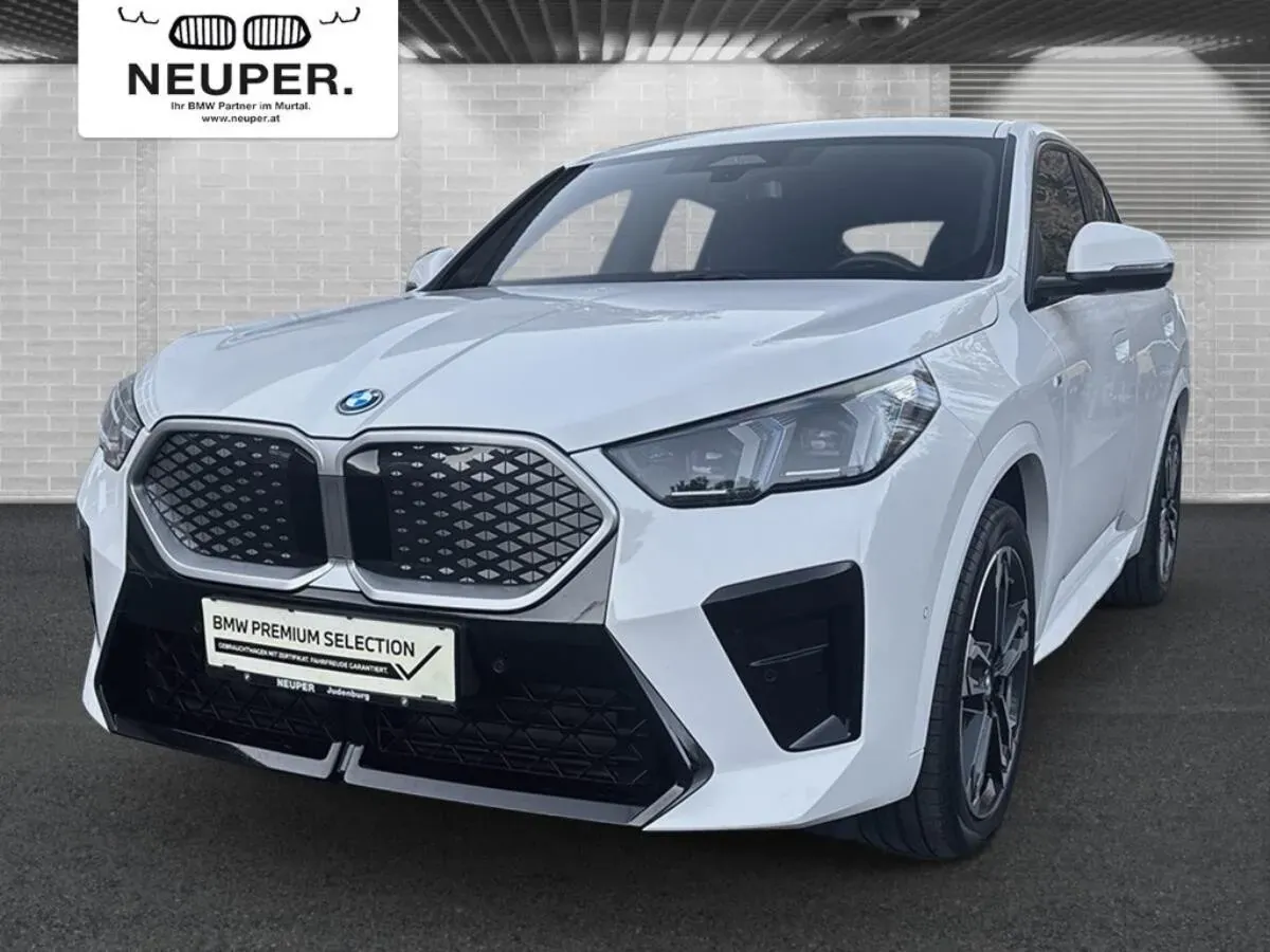 BMW Ix2