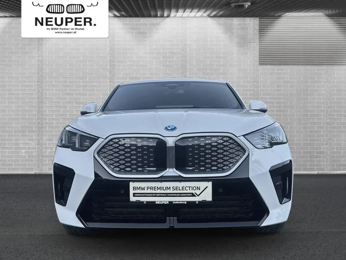 BMW Ix2 2025 photo 2