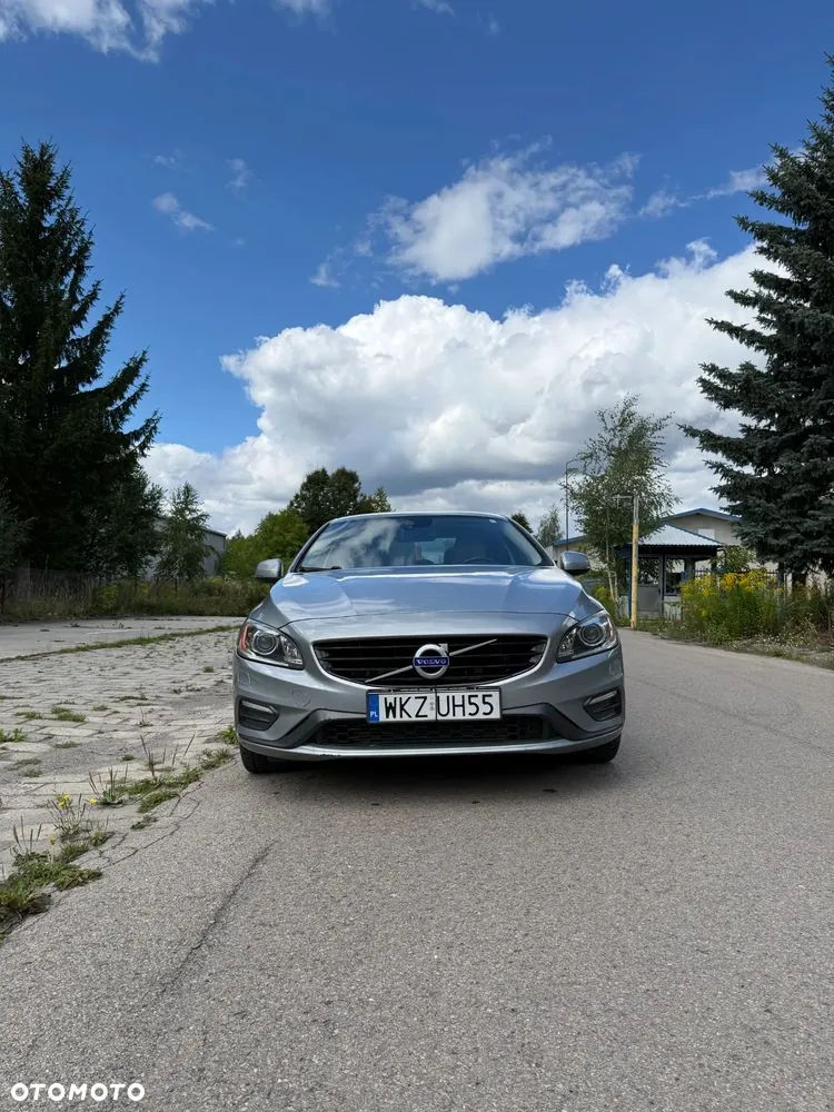 Volvo S60 2017 photo 2