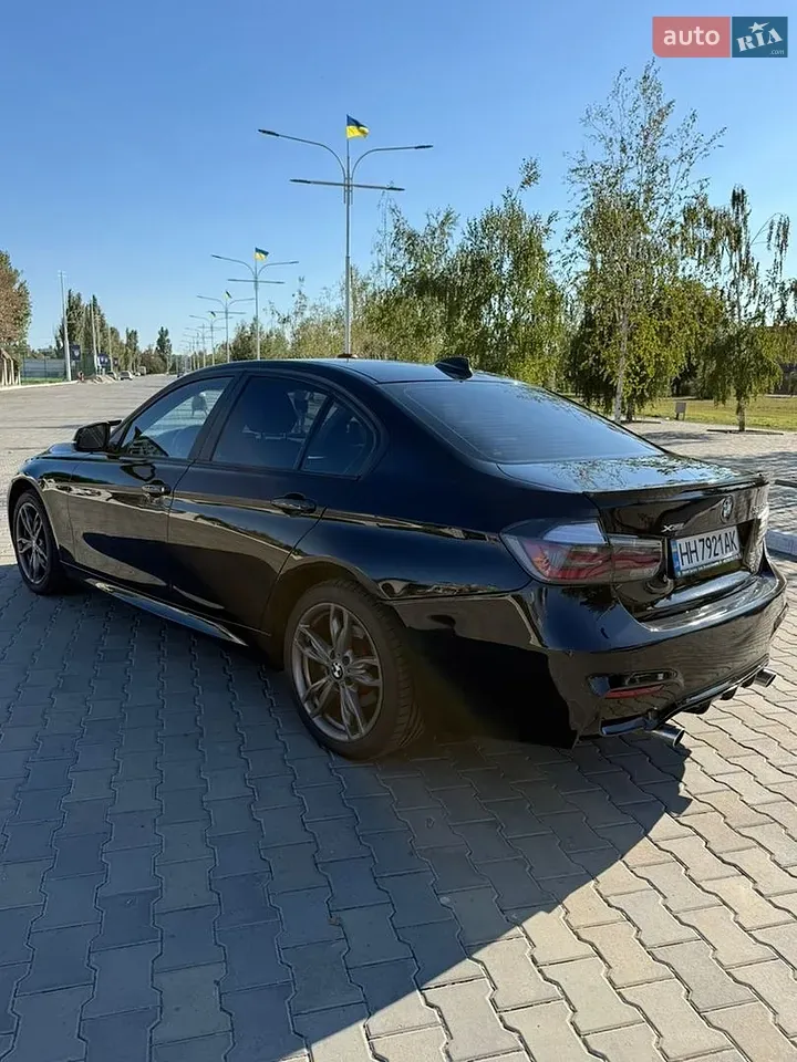 BMW 3 Series 2012 photo 4
