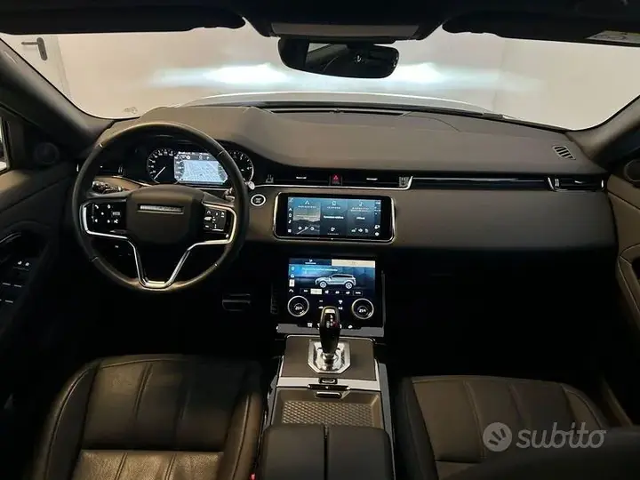 Land Rover Evoque 2023 photo 4