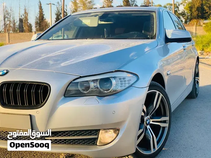 BMW 5 Series 2011 photo 4
