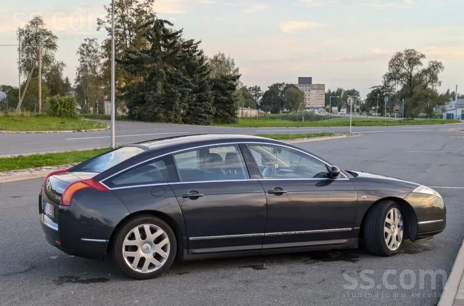 Citroen C6 2007 photo 2