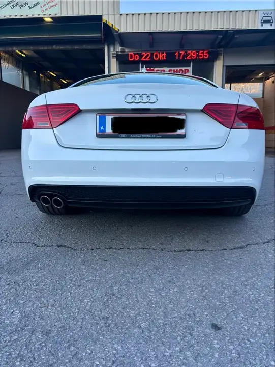 Audi A5 2014 photo 2