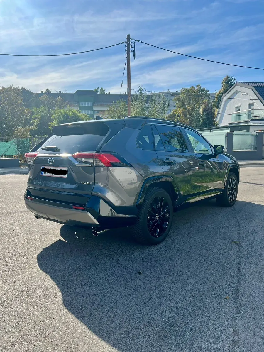 Toyota Rav4 2022 photo 3