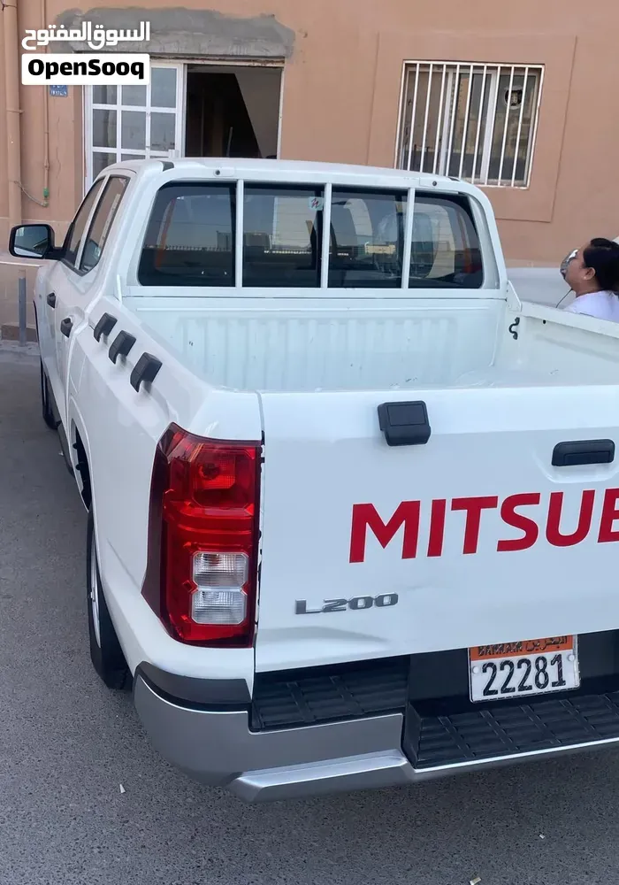 Mitsubishi L200 2024 photo 4