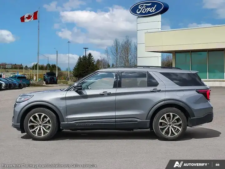 Ford Explorer 2026 photo 4