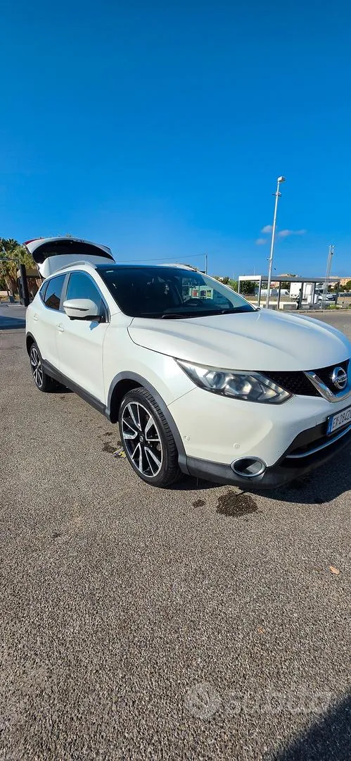 Nissan Qashqai 2015 photo 3