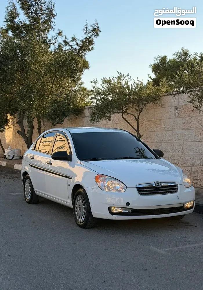 Hyundai Verna 2009 photo 2
