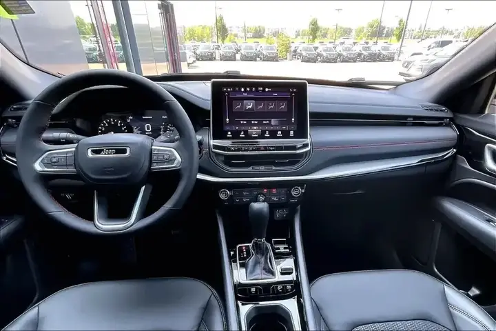 Jeep Compass 2026 photo 5