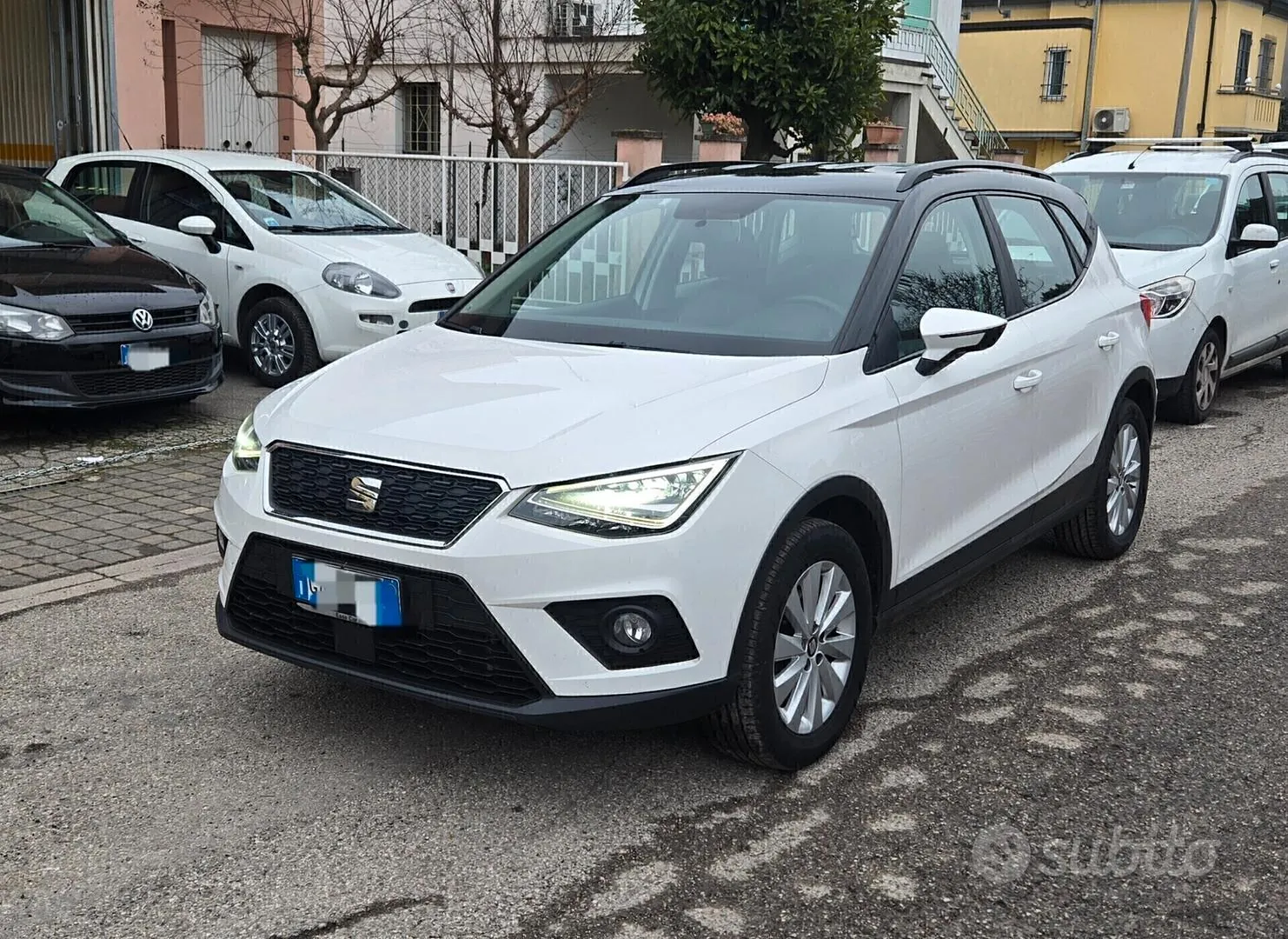 Seat Arona