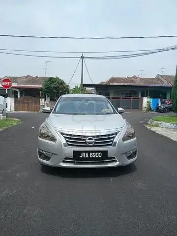 Nissan Teana