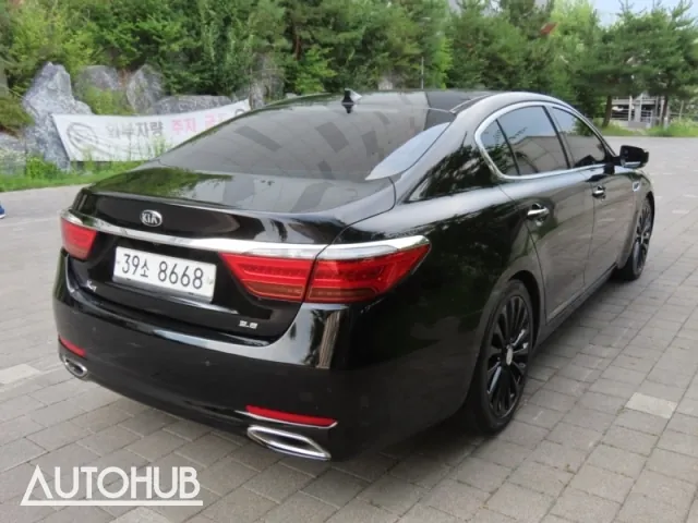 Kia K9 2017 photo 3