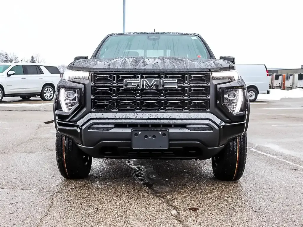 GMC Canyon 2026 photo 2