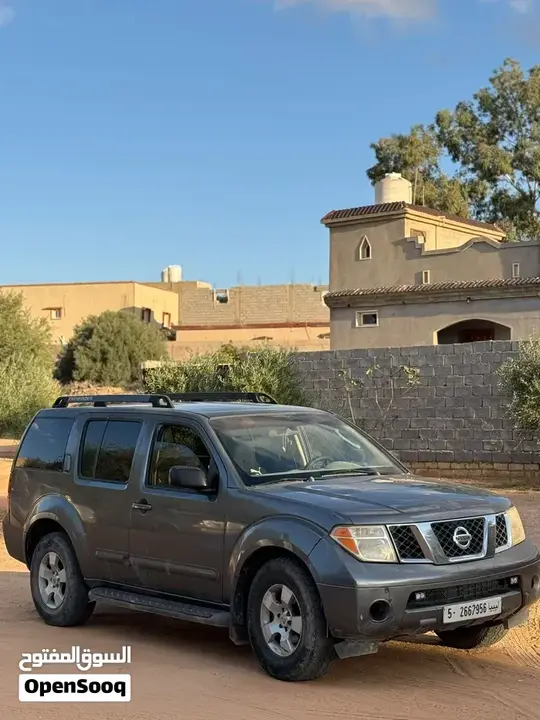 Nissan Pathfinder 2007 photo 2