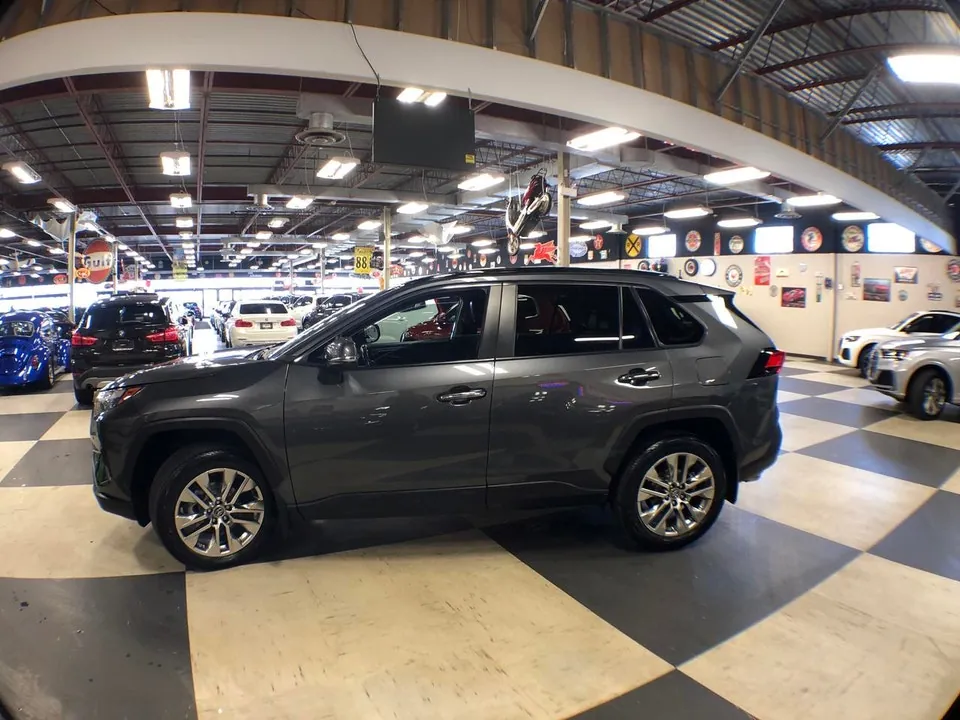 Toyota Rav4 2022 photo 4