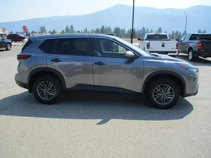 Nissan Rogue 2024 photo 4